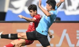 足坛最新爆料视频,独家视频揭示球星幕后故事