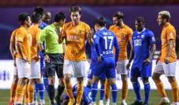 足坛最新爆料视频,独家视频揭示球星幕后故事